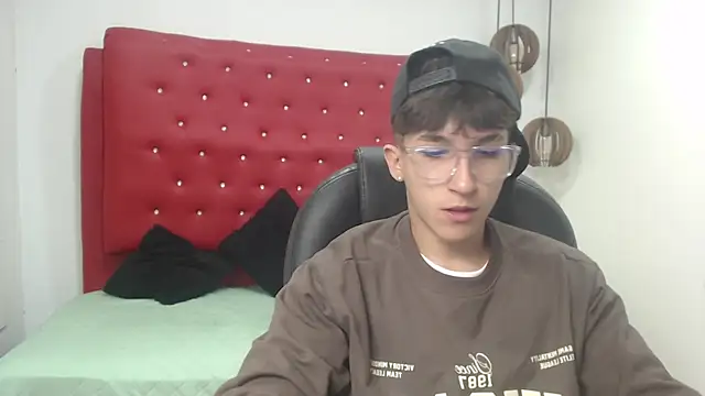 jeremy job online show from 12/17/25, 11:37