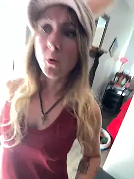 alluringpixie online show from 04/04/26, 07:09