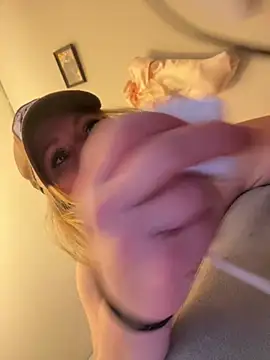 alluringpixie online show from 03/06/26, 03:01