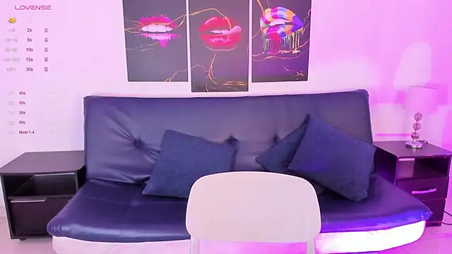 vaalentiino online show from 03/04/26, 02:03