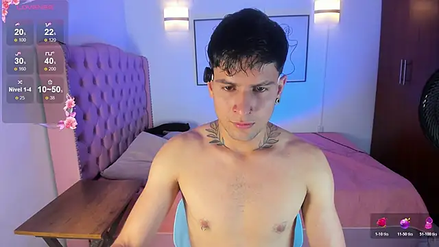 vaalentiino online show from 03/31/26, 07:16