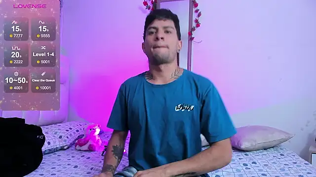 vaalentiino online show from 03/13/26, 01:27