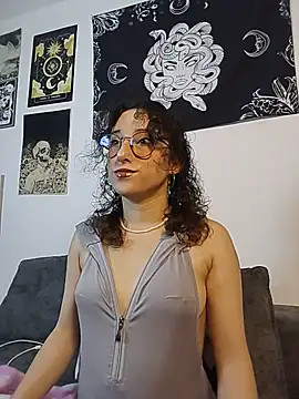 Snapshot of little__ammy chatting on 07/03/26, 01:56 little ammy online show from 07/03/26, 01:56