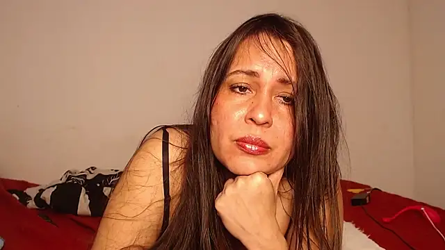Snapshot of _SEXY_MATURE_ chatting on 06/17/26, 03:17 SEXY MATURE online show from 06/17/26, 03:17