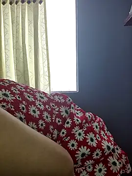 SabrinaLu  online show from 02/26/26, 08:42