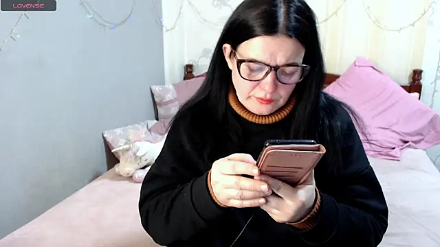 SashaBond online show from 02/11/26, 04:18