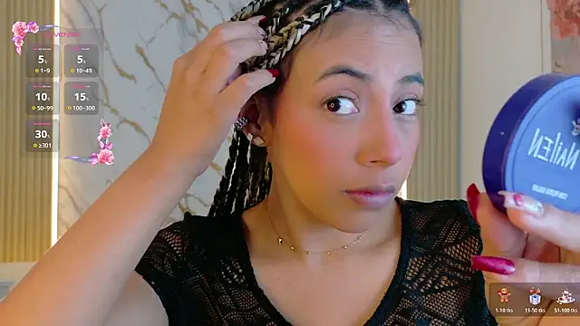 Snapshot of miajonesblowjob chatting on 06/26/26, 01:28 miajonesblowjob online show from 06/26/26, 01:28