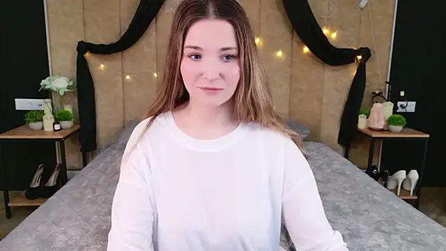 Lina Sinerz online show from 03/09/26, 08:45