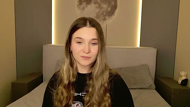 Lina Sinerz online show from 03/27/26, 04:19