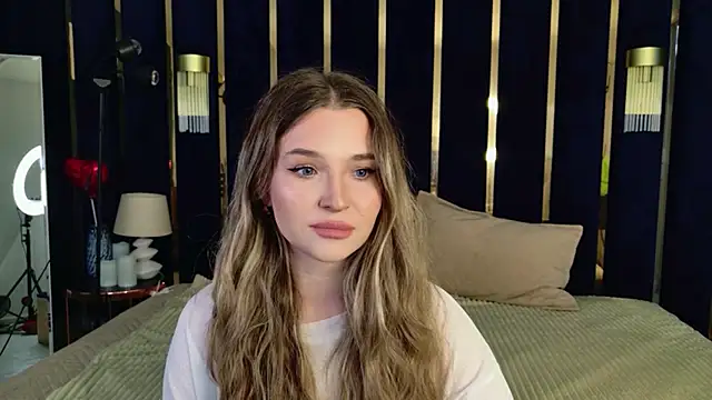 Lina Sinerz online show from 04/04/26, 08:48