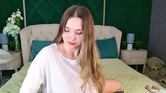 Lina Sinerz online show from 03/26/26, 03:43