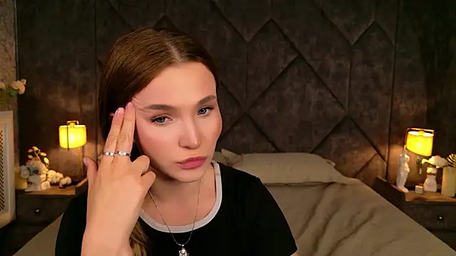 Snapshot of Lina_Sinerz chatting on 06/19/26, 03:29 Lina Sinerz online show from 06/19/26, 03:29