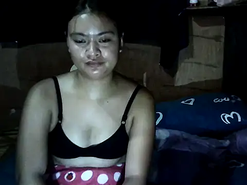 Snapshot of angela_rose20 chatting on 05/28/26, 12:55 angela rose20 online show from 05/28/26, 12:55