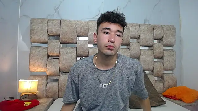 KathyAiden online show from 04/08/26, 02:29