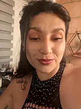 Magenta Moon online show from 02/25/26, 11:59