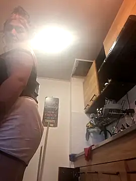 Magenta Moon online show from 01/05/26, 08:34