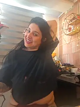 Magenta Moon online show from 03/24/26, 06:19