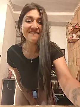 Magenta Moon online show from 07/08/26, 11:49