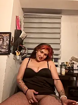 Magenta Moon online show from 02/09/26, 11:58