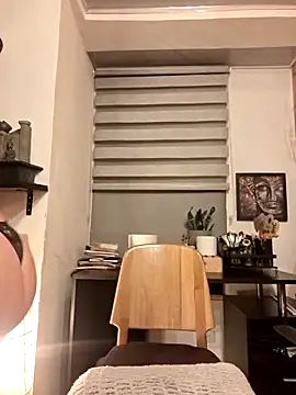 Magenta Moon online show from 06/07/26, 11:32