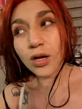 Magenta Moon online show from 02/01/26, 02:32