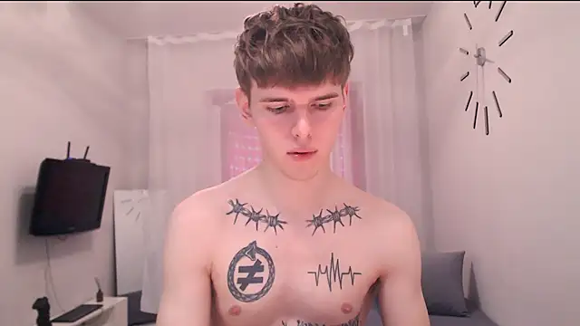 Snapshot of Fredd_Xanders chatting on 05/11/26, 03:52 Fredd Xanders online show from 05/11/26, 03:52