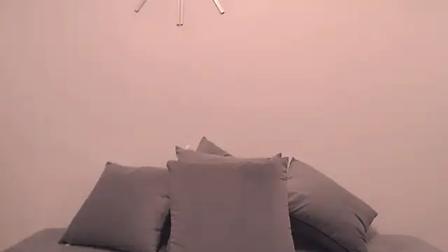 Fredd Xanders online show from 04/17/26, 04:04