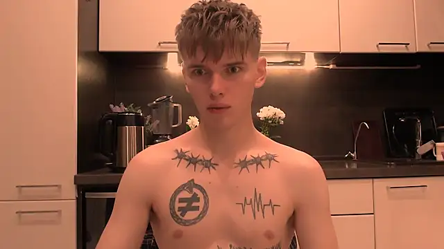 Fredd Xanders online show from 12/05/25, 03:32