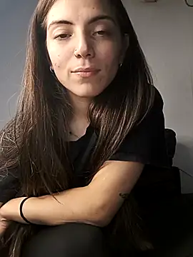 Ceciihot online show from 04/10/26, 02:07