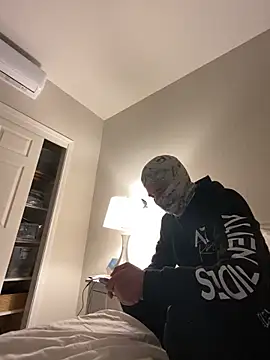 phantom898983 online show from 04/07/26, 10:11