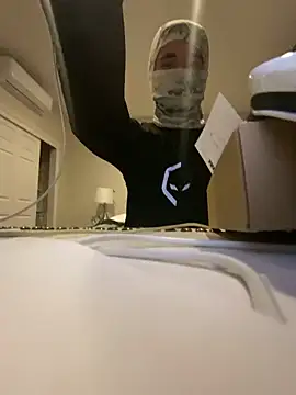 phantom898983 online show from 03/04/26, 05:37