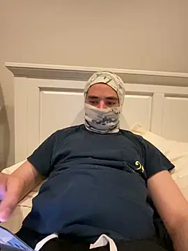 phantom898983 online show from 04/17/26, 07:22