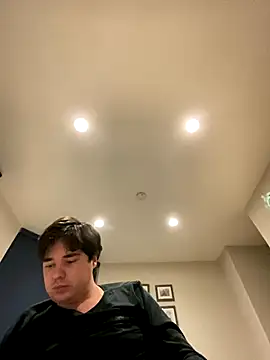 phantom898983 online show from 12/19/25, 03:43