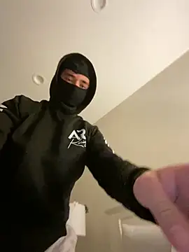 phantom898983 online show from 03/19/26, 05:07