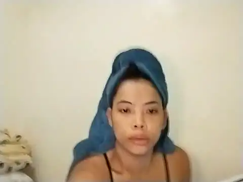 Cinpussie89 online show from 02/18/26, 07:17