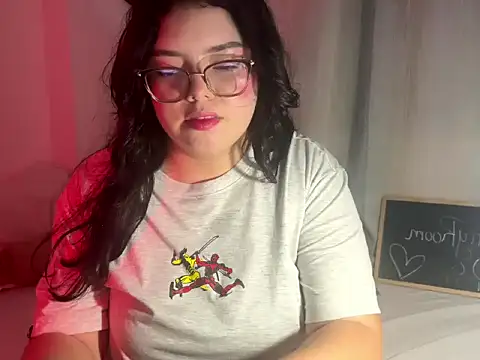 Tina Blue online show from 12/19/25, 05:43