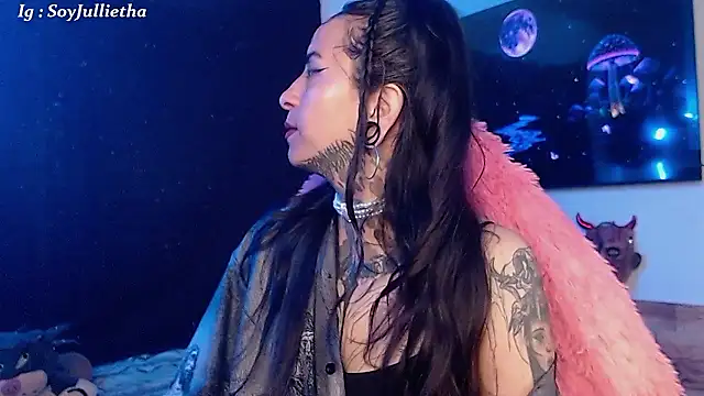 Julls420  online show from 01/10/26, 05:47