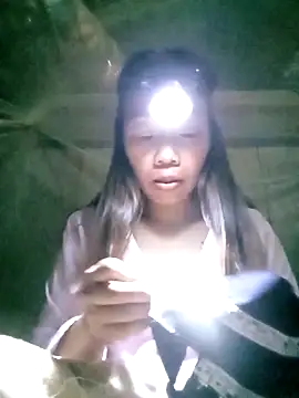 anna-can online show from 12/22/25, 01:00