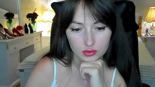 Snapshot of RosiAlina chatting on 06/19/26, 07:14 RosiAlina online show from 06/19/26, 07:14