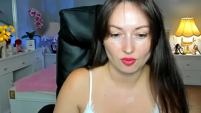Snapshot of RosiAlina chatting on 07/18/26, 07:17 RosiAlina online show from 07/18/26, 07:17