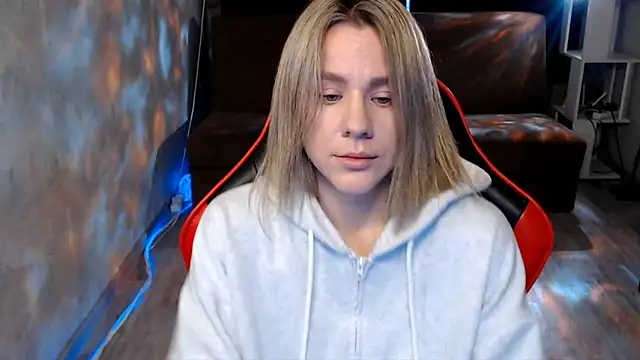 MiaBun1 online show from 03/19/26, 02:55