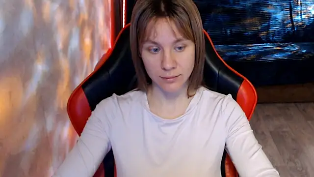 MiaBun1 online show from 05/26/26, 02:53