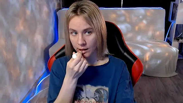 MiaBun1 online show from 04/10/26, 03:46