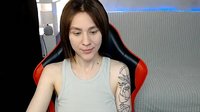 MiaBun1 online show from 01/07/26, 06:29