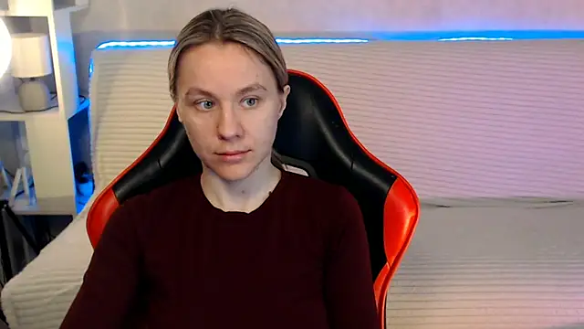 MiaBun1 online show from 04/21/26, 02:47