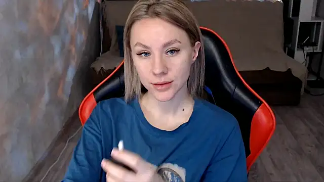 MiaBun1 online show from 02/13/26, 03:50