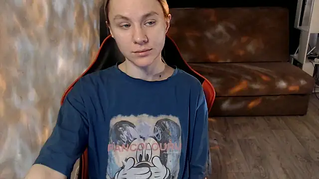 MiaBun1 online show from 04/20/26, 03:20