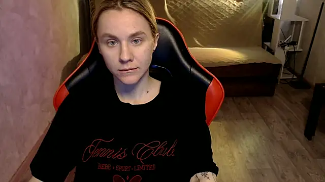 MiaBun1 online show from 04/04/26, 02:23