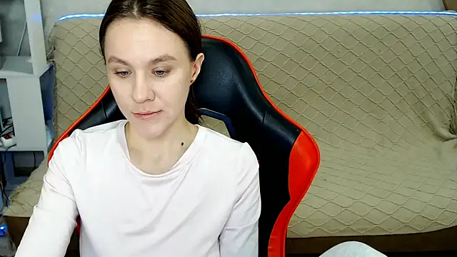 MiaBun1 online show from 01/16/26, 02:48