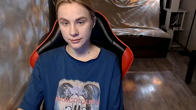 MiaBun1 online show from 04/04/26, 12:39